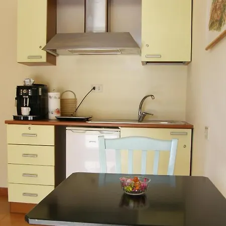 I Borghi ゲストハウス エンポリ